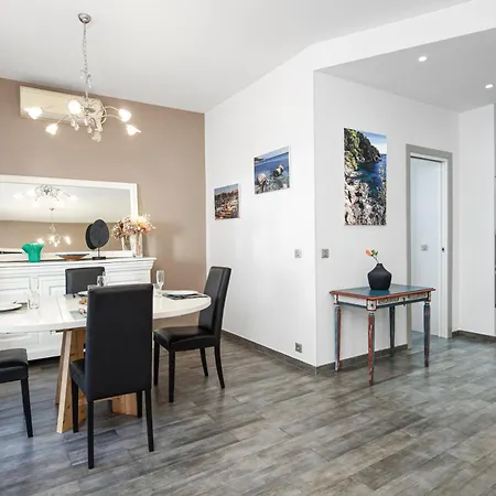 Massena - 3 Pièces - Plein Coeur De Appartamento *