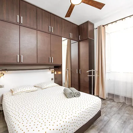 Massena - Agreable 3 Pieces - Plein Coeur De Appartement Menton